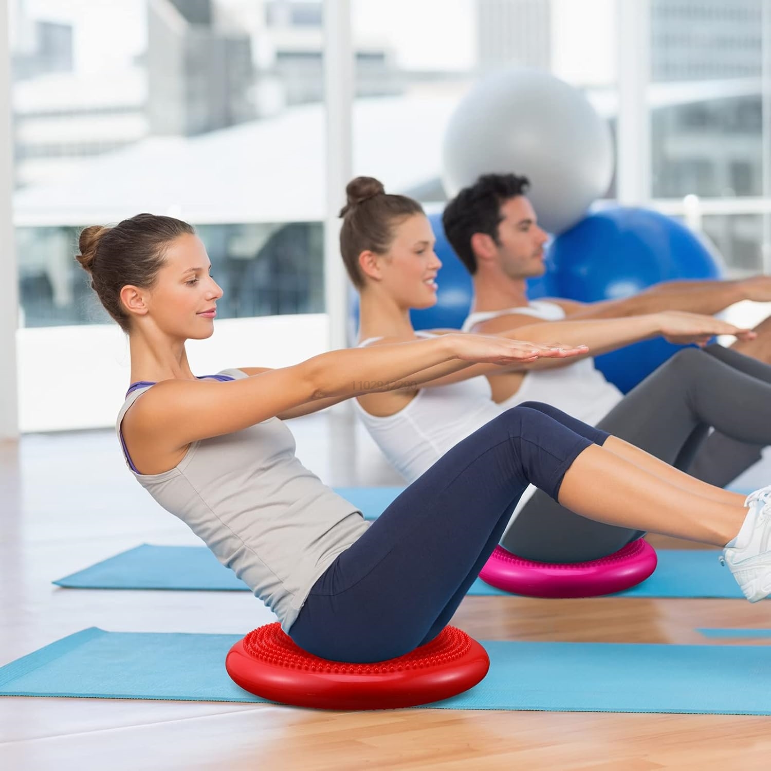 13.5in / 34 سنتيمتر تضخم تمايل - مراجعة Exercise Disc Inflatable وسعره